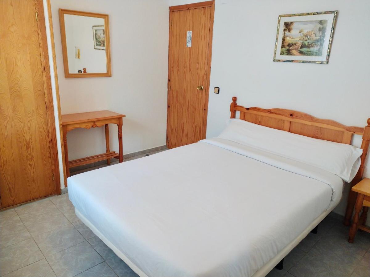 ביילסה Hostal Pirineos Meliz מראה חיצוני תמונה