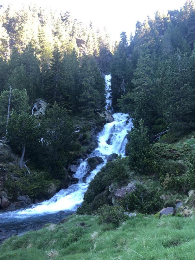 ביילסה Hostal Pirineos Meliz מראה חיצוני תמונה